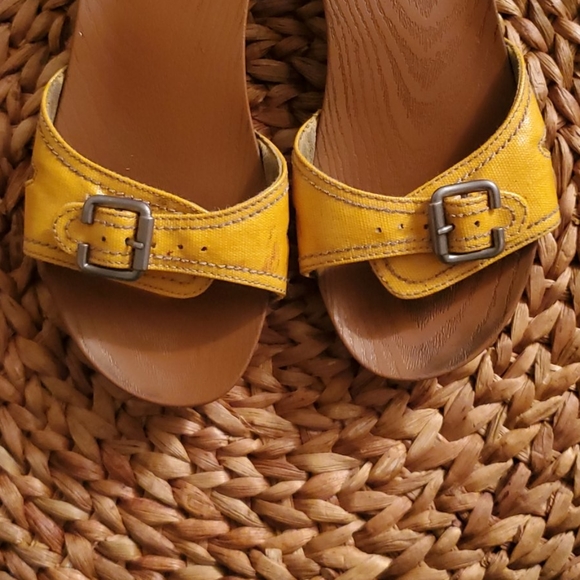 Dr. Scholl's slides - Picture 5 of 7